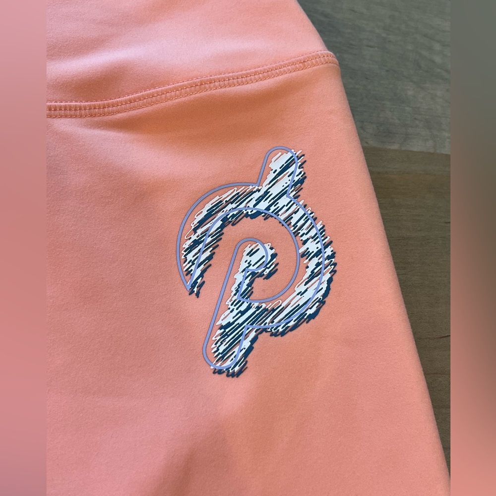 😍⭐️BRAND NEW WITH TAGS-PELETON LEGGINGS⭐️😍